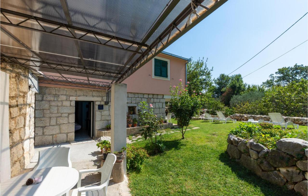 Lovely Apartment In Omis With Kitchen Zewnętrze zdjęcie
