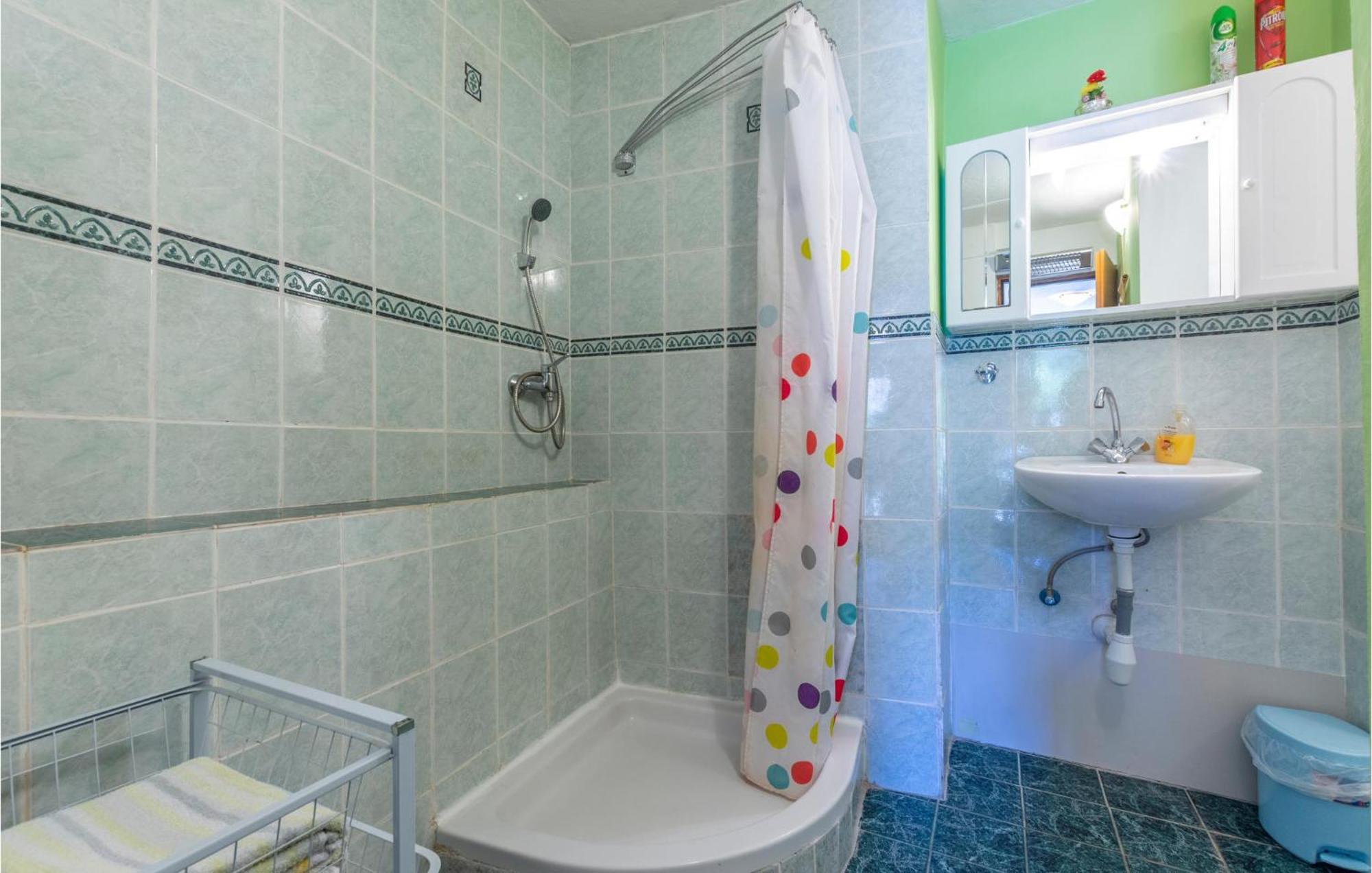 Lovely Apartment In Omis With Kitchen Zewnętrze zdjęcie