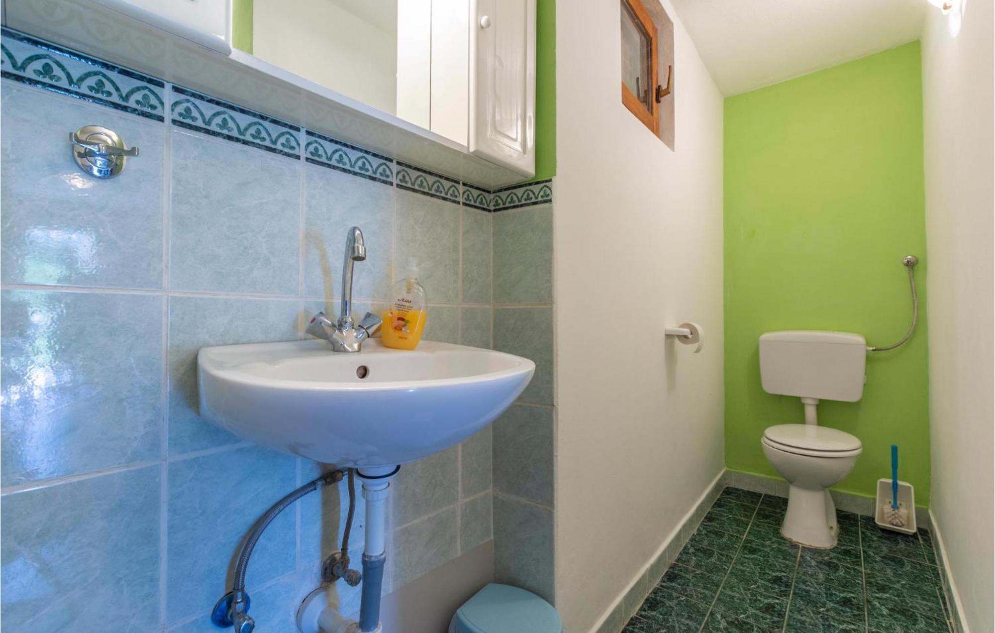 Lovely Apartment In Omis With Kitchen Zewnętrze zdjęcie