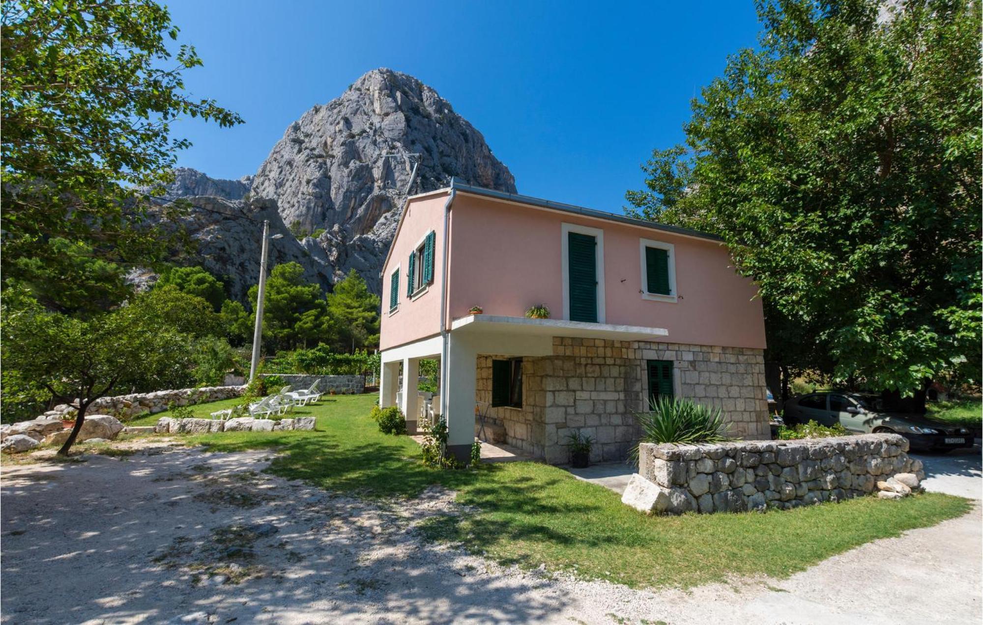 Lovely Apartment In Omis With Kitchen Zewnętrze zdjęcie