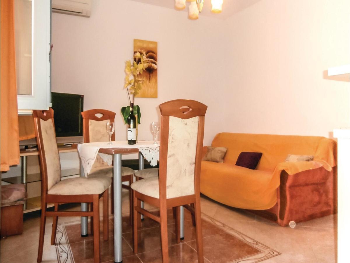 Lovely Apartment In Omis With Kitchen Zewnętrze zdjęcie